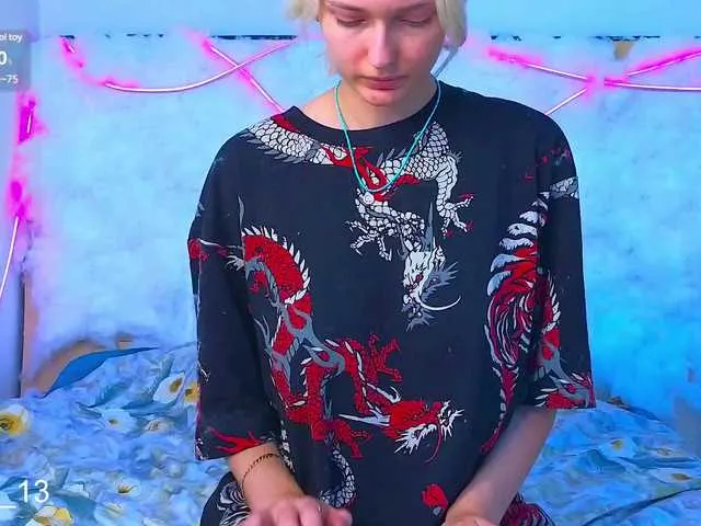 Live with GreciaFox on FliCam Image 4