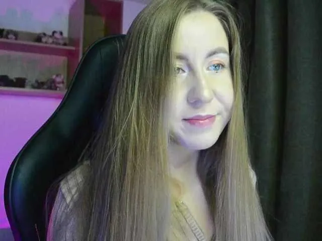 SandiSquirts – webcam model profile photo Image 13