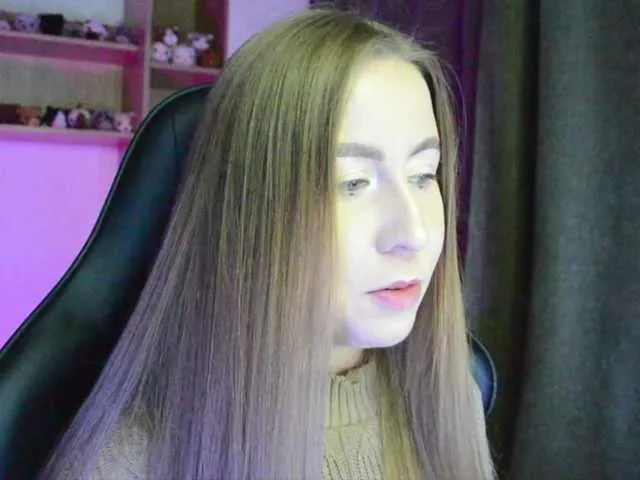 SandiSquirts – webcam model profile photo Image 14