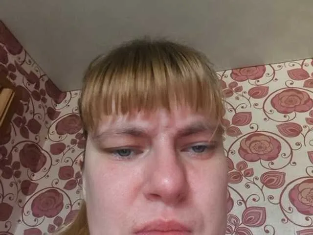 FitnessBunny – webcam model profile photo Image 12