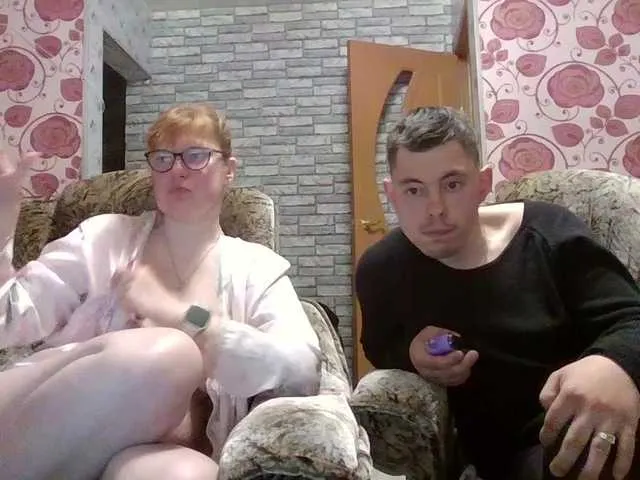 FitnessBunny – webcam model profile photo Image 4