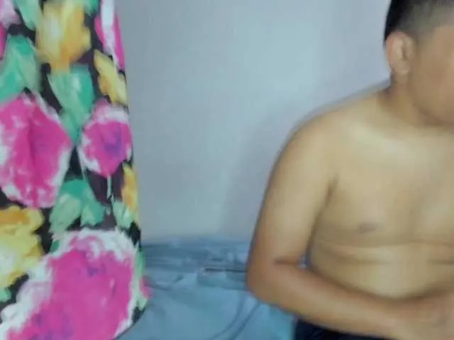 lean-lie – webcam model profile photo Image 13