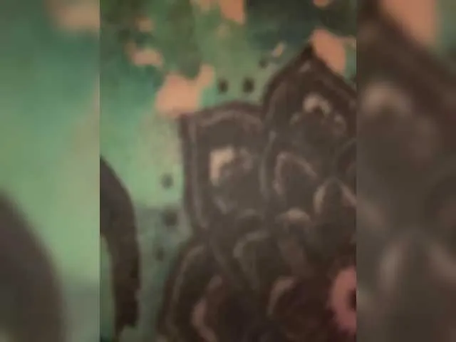 Live with sahorix1 on FliCam Image 6