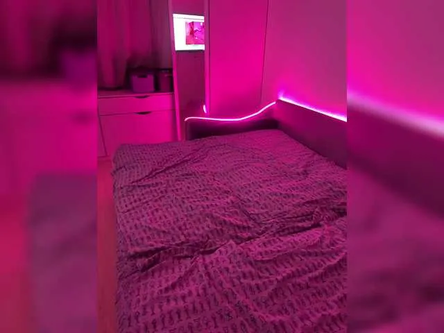 DarkDea – webcam model profile photo Image 17