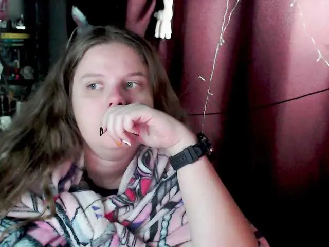 SandiSquirts – webcam model profile photo Image 19