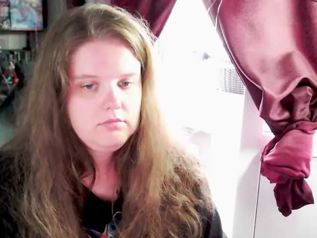 SandiSquirts – webcam model profile photo Image 4