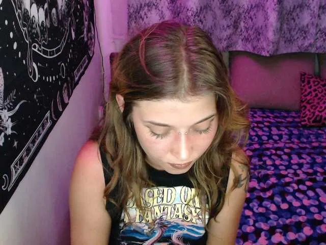 MilaEstrada – webcam model profile photo Image 17