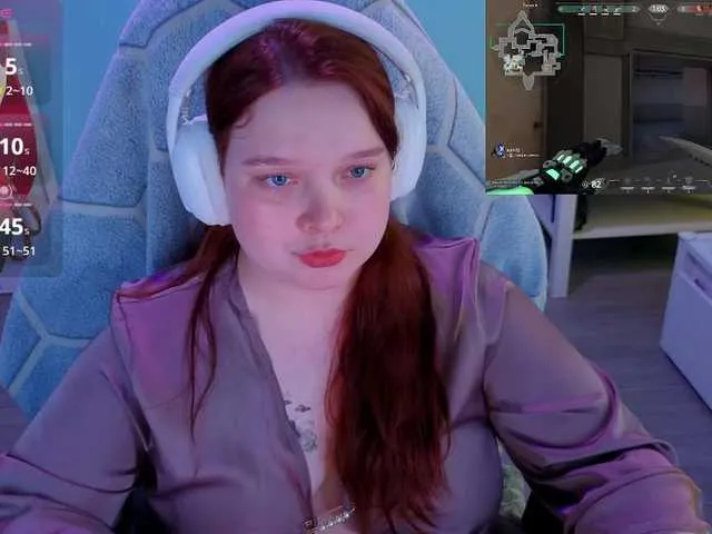 Live with FlorenceQuinn on FliCam Image 4