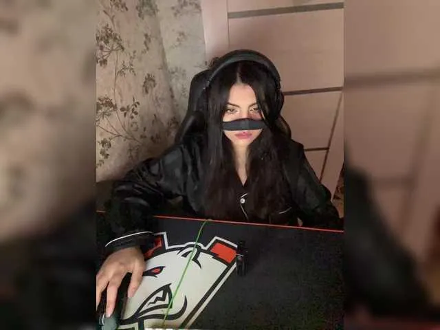 RACHELRUIZ – webcam model profile photo Image 17