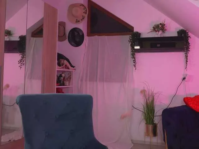 Brunettexio – webcam model profile photo Image 14