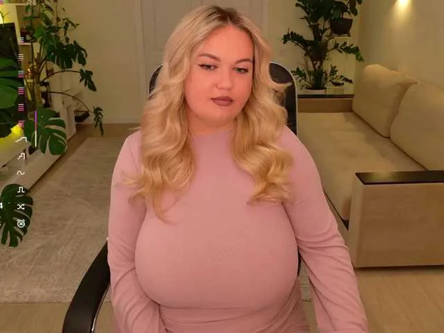 Wow-nisha – webcam model profile photo Image 13