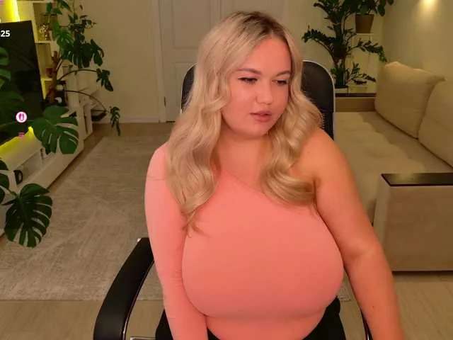 Wow-nisha – webcam model profile photo Image 15