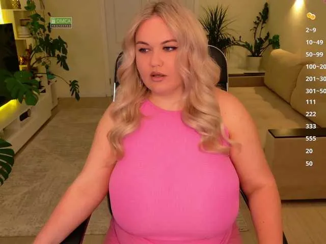 Wow-nisha – webcam model profile photo Image 8