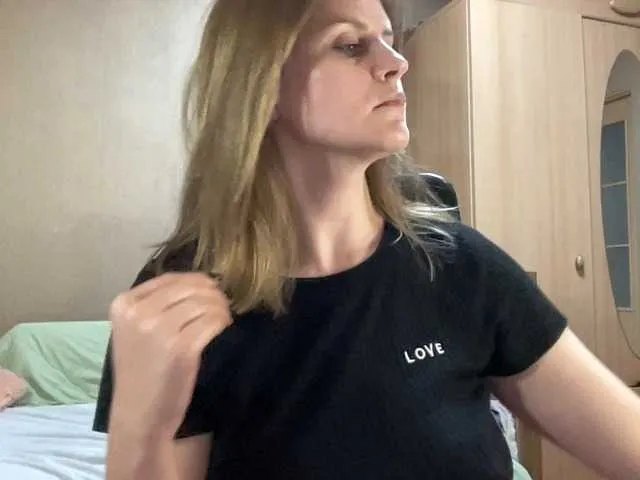 AnitaGlamorX Image 7