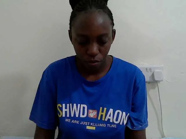 Emma-kell – webcam model profile photo Image 4