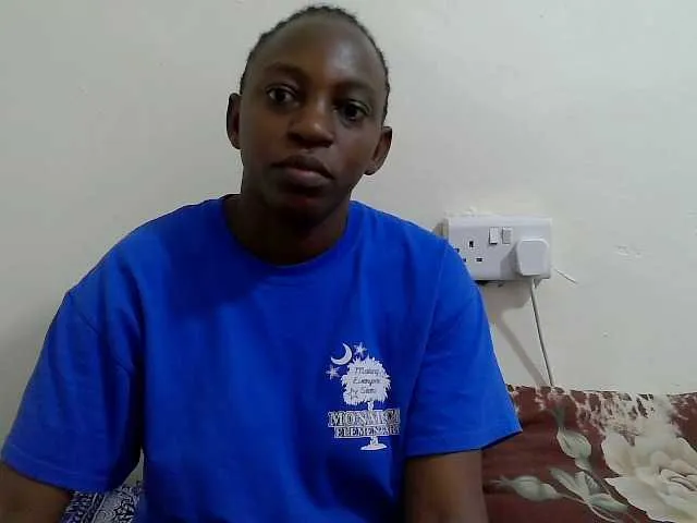 Emma-kell – webcam model profile photo Image 8