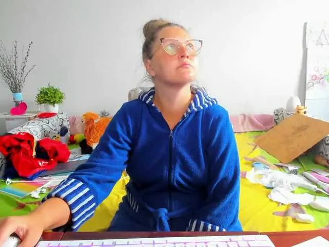 Live with AZavisimost on FliCam