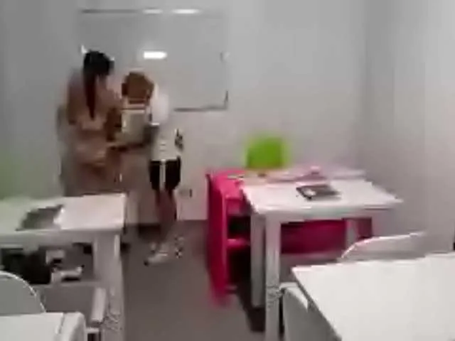 ENGLISHEMILY_69 – webcam model profile photo Image 2