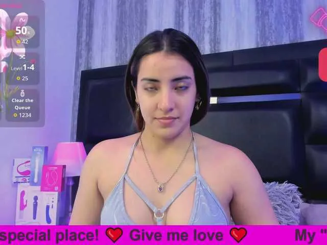 Evelyn_Evyyy – webcam model profile photo Image 12