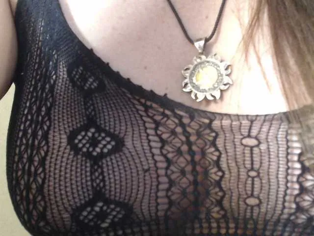 DeliciuosCindy – webcam model profile photo Image 3