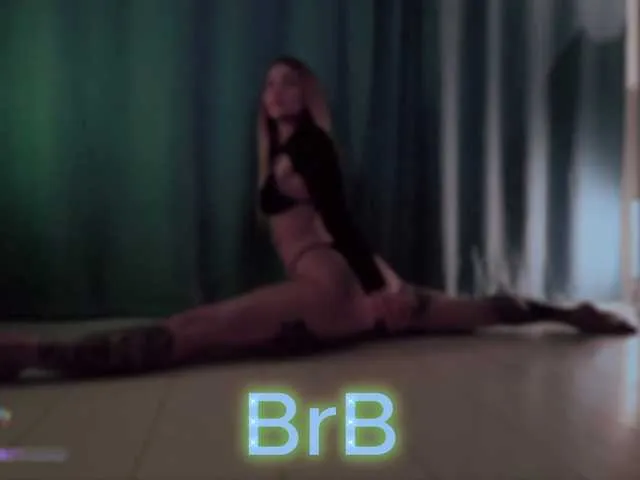 Live with Alishine on FliCam Image 18