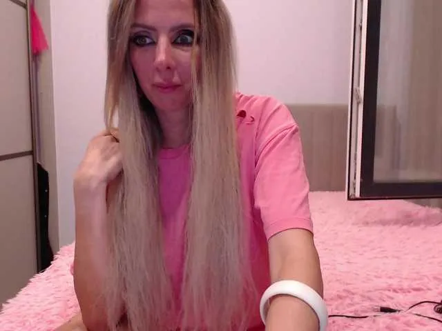 RamonaHill – webcam model profile photo Image 15