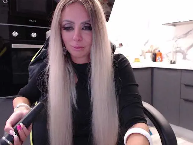 RamonaHill – webcam model profile photo Image 18