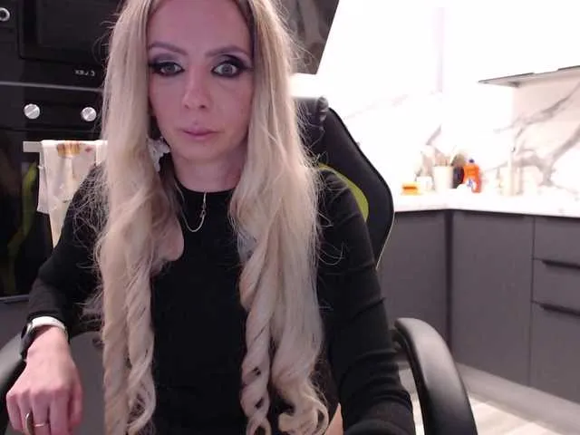 RamonaHill – webcam model profile photo Image 8