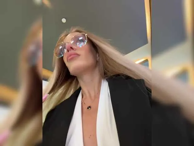 blondinochkaa Image 4