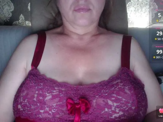 FitnessBunny – webcam model profile photo Image 12