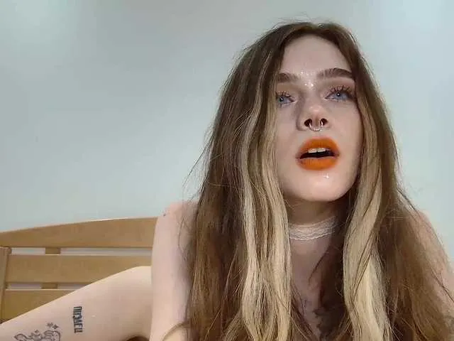 BrokenDoll666 Image 13