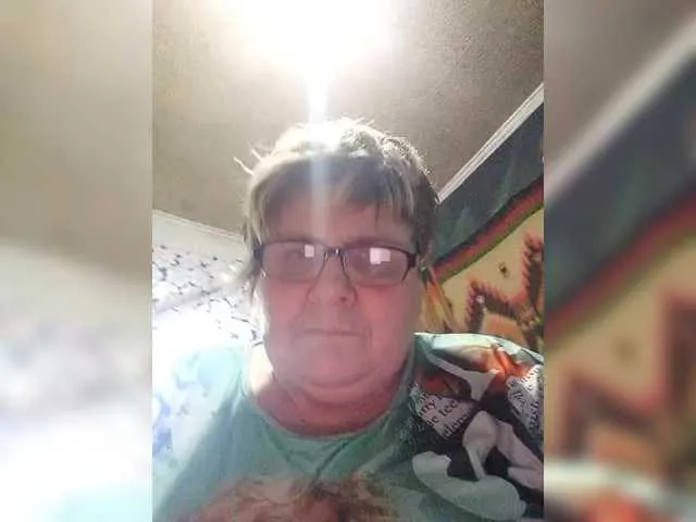 BellaPorch – webcam model profile photo Image 11