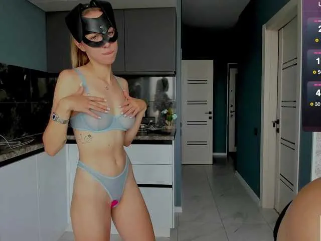KatBigBum – webcam model profile photo Image 14