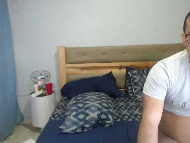 AmmieHoff – webcam model profile photo Image 2
