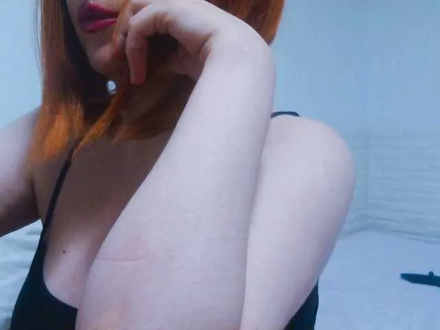 FitnessBunny – webcam model profile photo Image 12