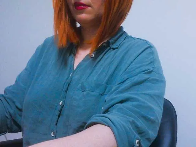 FitnessBunny – webcam model profile photo Image 13