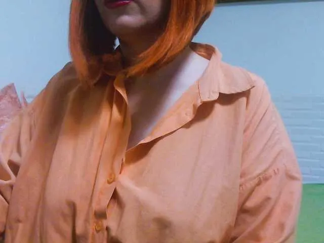 FitnessBunny – webcam model profile photo Image 5