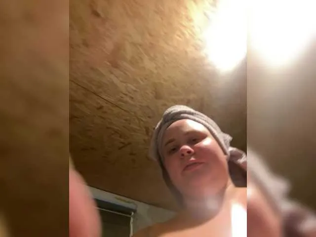 Live with SwedishJennifer on FliCam Image 2