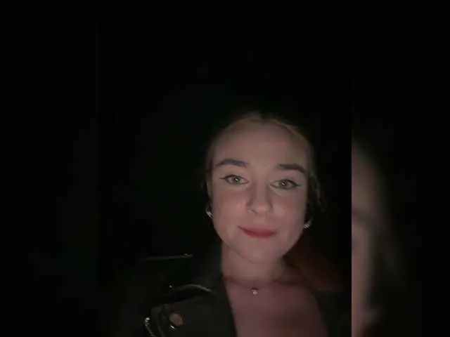 FirstTimePam – webcam model profile photo Image 14