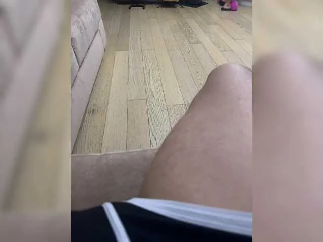 MarilynRainbow – webcam model profile photo Image 4