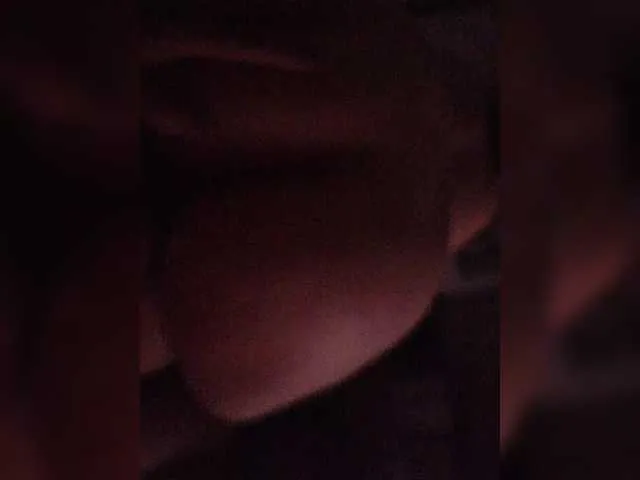 glamorous_ggh – webcam model profile photo Image 10