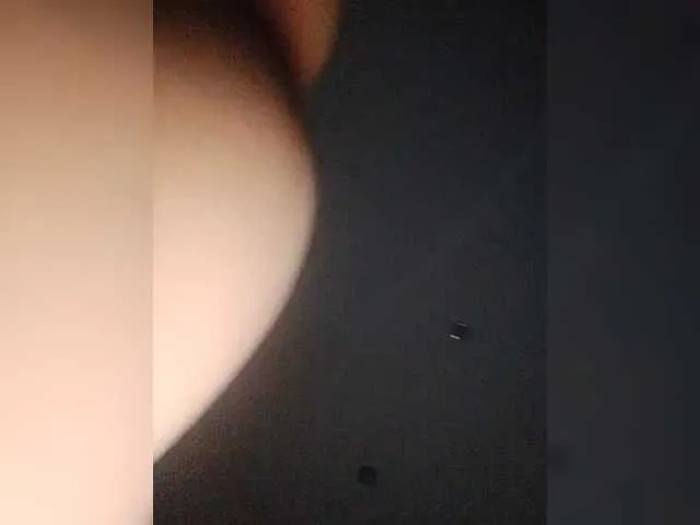 glamorous_ggh – webcam model profile photo Image 2