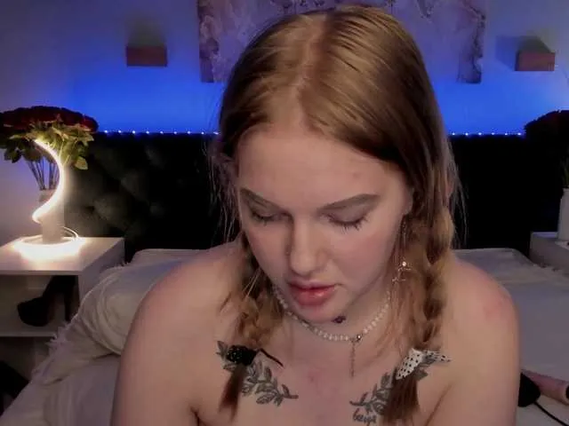 JadeRusell – webcam model profile photo Image 16