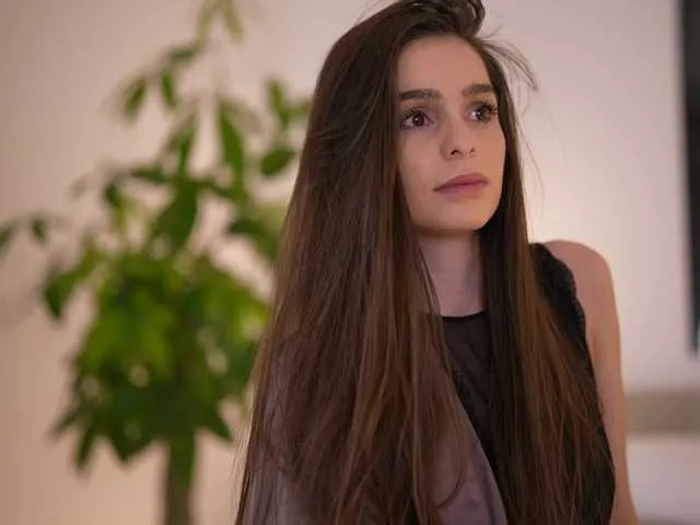 KatnessHot – webcam model profile photo Image 17