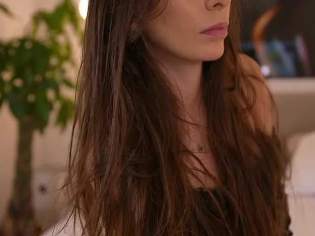 KatnessHot – webcam model profile photo Image 9