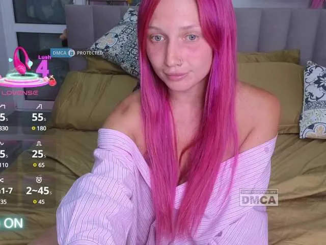 Live with RamonaWallace on FliCam Image 4