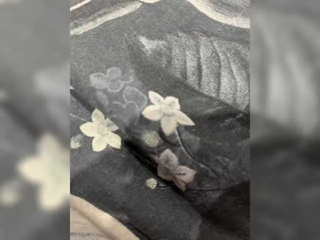 FitnessBunny – webcam model profile photo Image 12