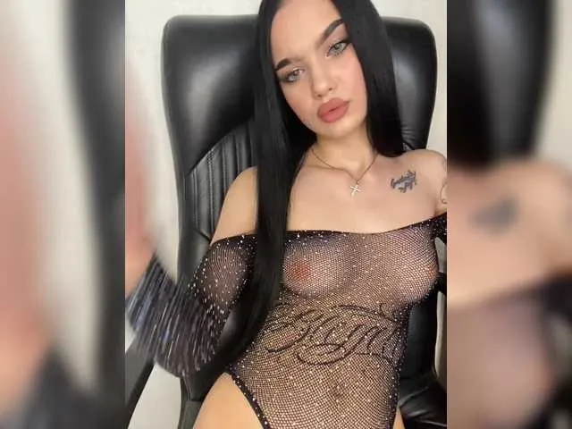 RamonaHill – webcam model profile photo Image 3