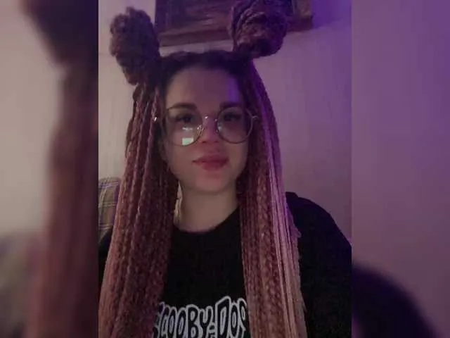 eleonoree – webcam model profile photo Image 6