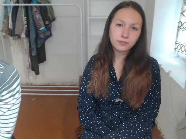 Live with AngelinaGlam on FliCam Image 16